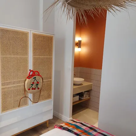 Centre - Spacieux - Calme - Chic Et Cosy - Parking