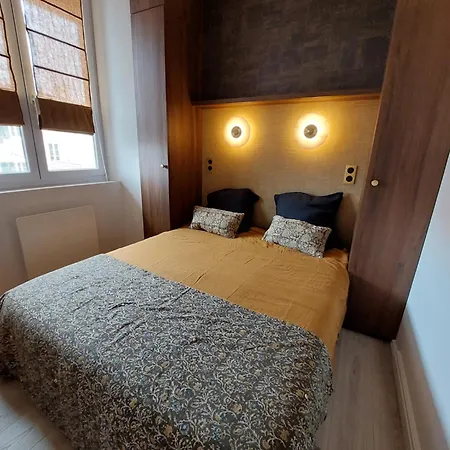 Centre - Spacieux - Calme - Chic Et Cosy - Parking Apartman *